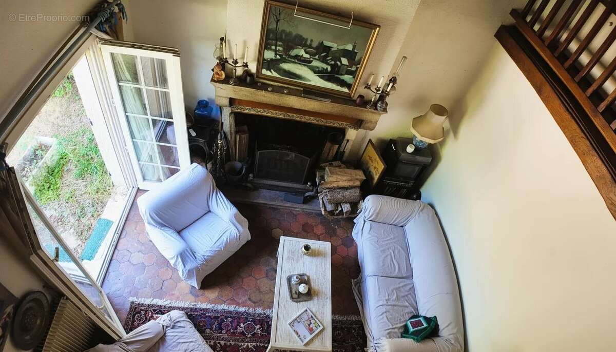 Maison à CLAIREFONTAINE-EN-YVELINES