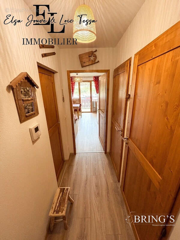 Appartement 30 m² à La Cluse  - photo 7