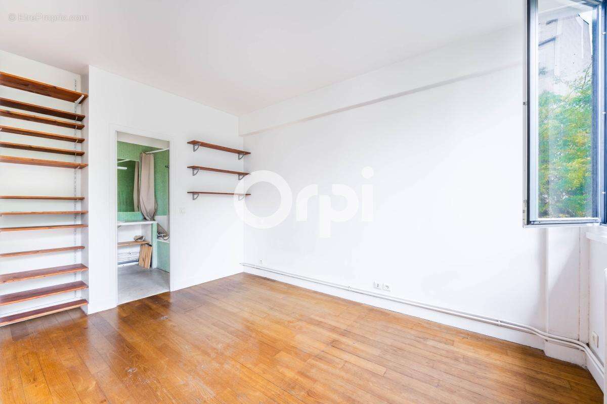 Appartement à PARIS-12E