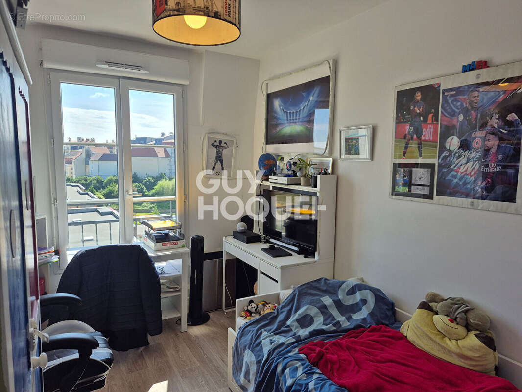 Appartement à LE BLANC-MESNIL