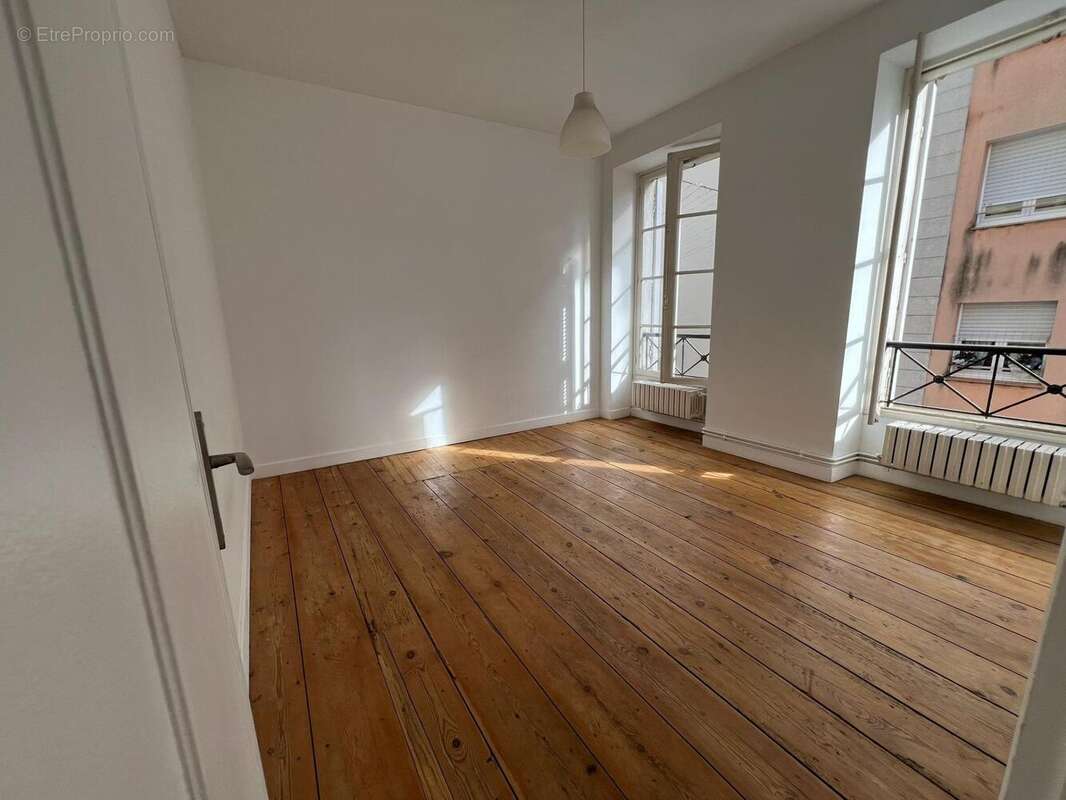Photo 4 - Appartement à VILLENEUVE-SUR-LOT