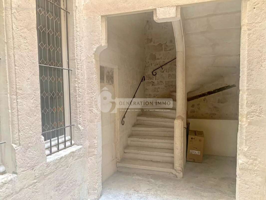Appartement T2 à vendre sur Arles - photo 4