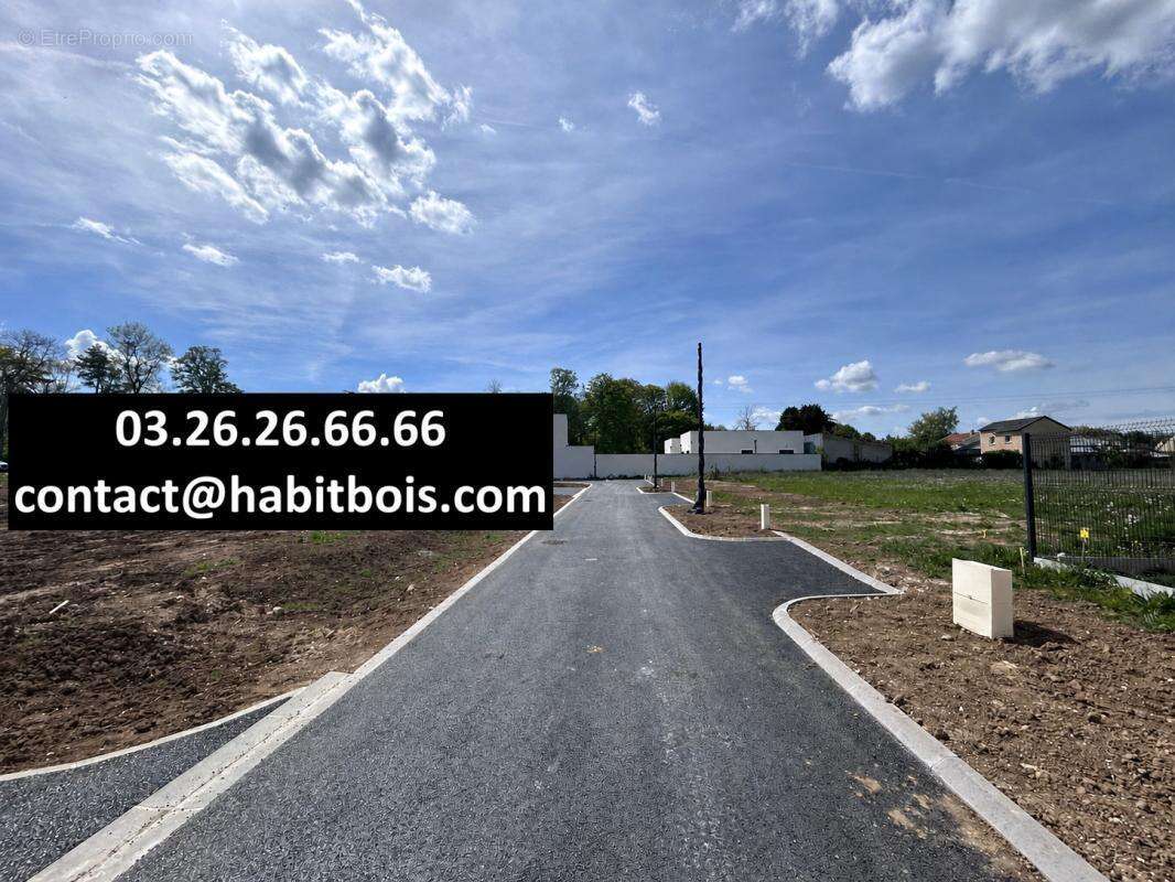 Terrain constructible de 380m2 à Jouy les Reims - photo 2