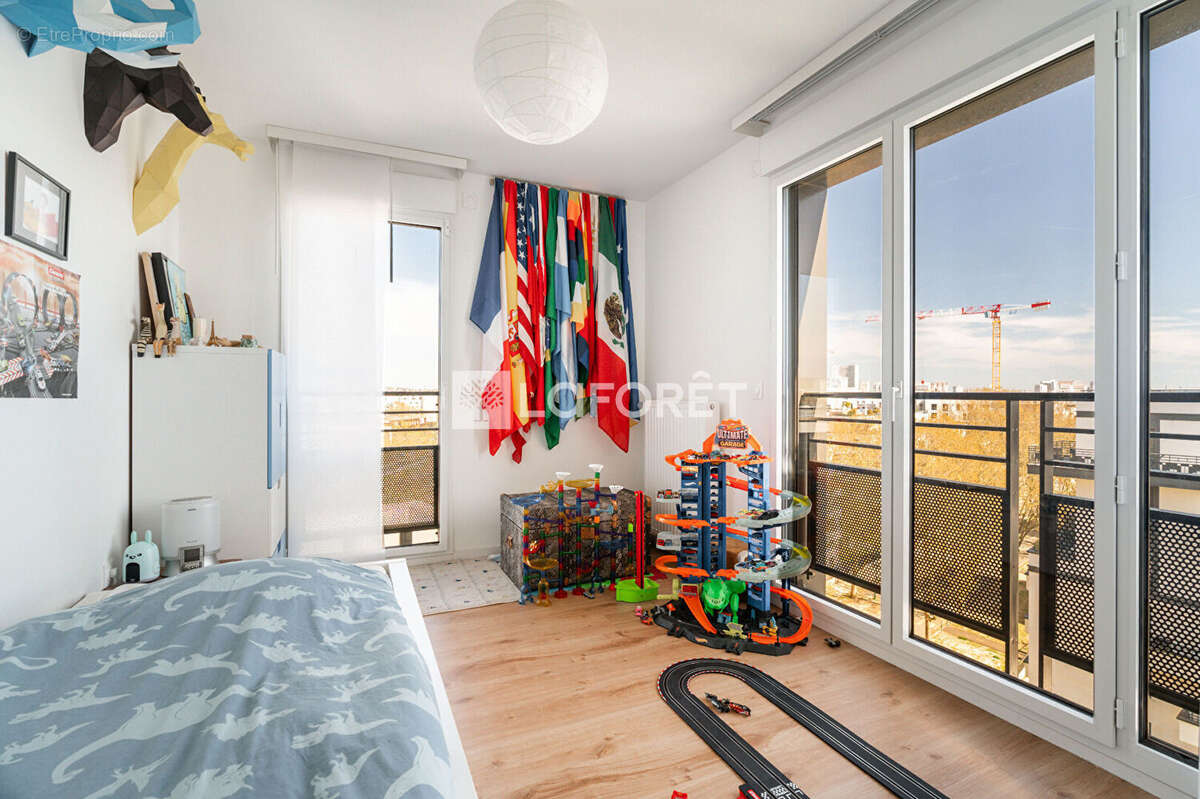 Appartement à COLOMBES