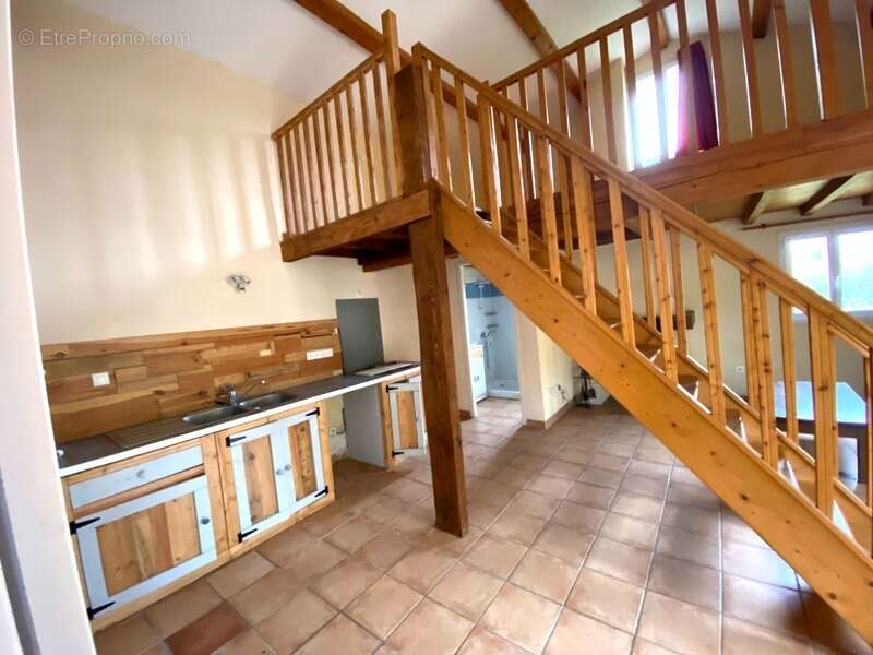 Maison à MOLIERES-SUR-CEZE