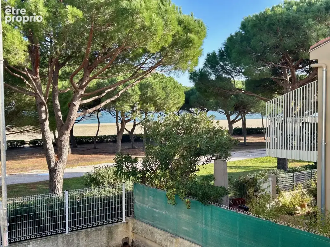 T2 avec parking  en première ligne - photo 2