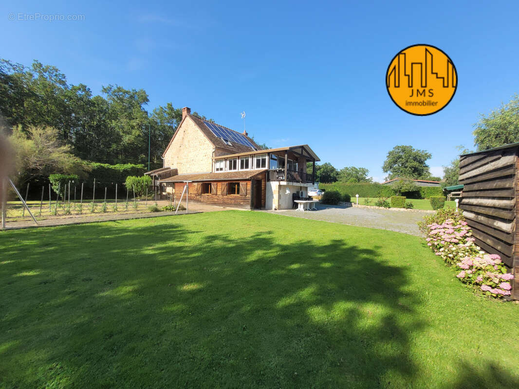 Maison à SAINT-HILAIRE