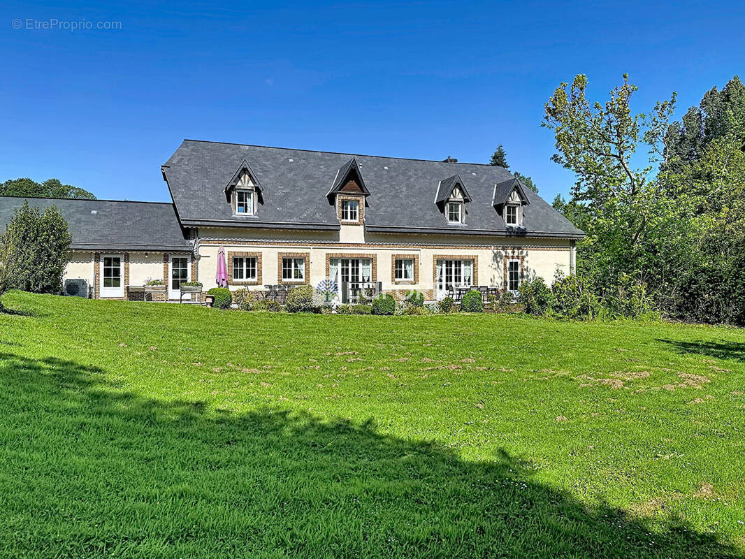 Maison à BEC-DE-MORTAGNE
