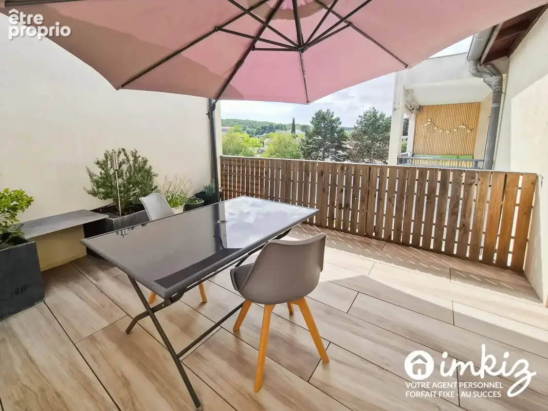 Appartement T3 89m², parking, 2 balcons + terrasse - photo 2