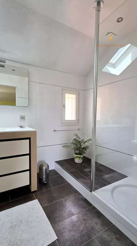 Maison à VERRIERES-LE-BUISSON