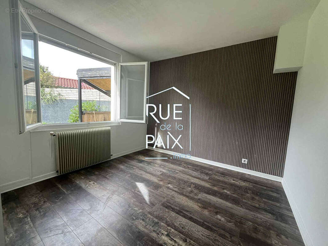 Maison à NAINTRE