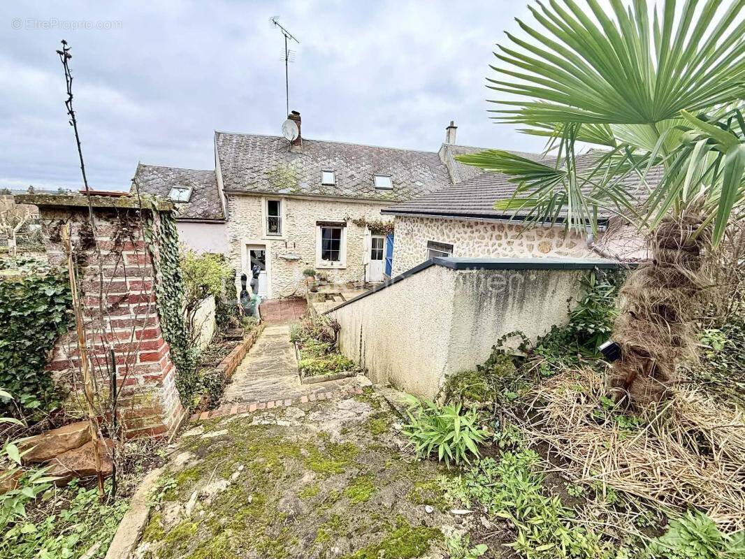 Maison à AMBLAINVILLE