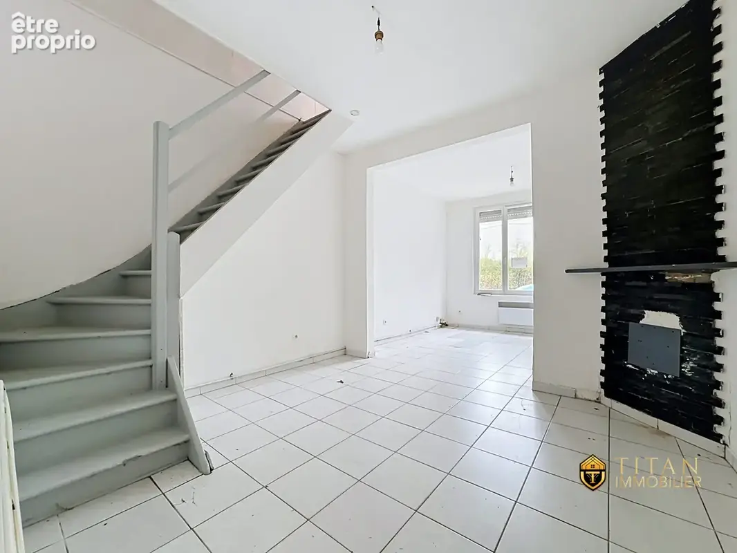  Maison mitoyenne de 58m² - 2 chambres - combles aménageables - jardin - Hondschoote (59122) - Titan immobilier