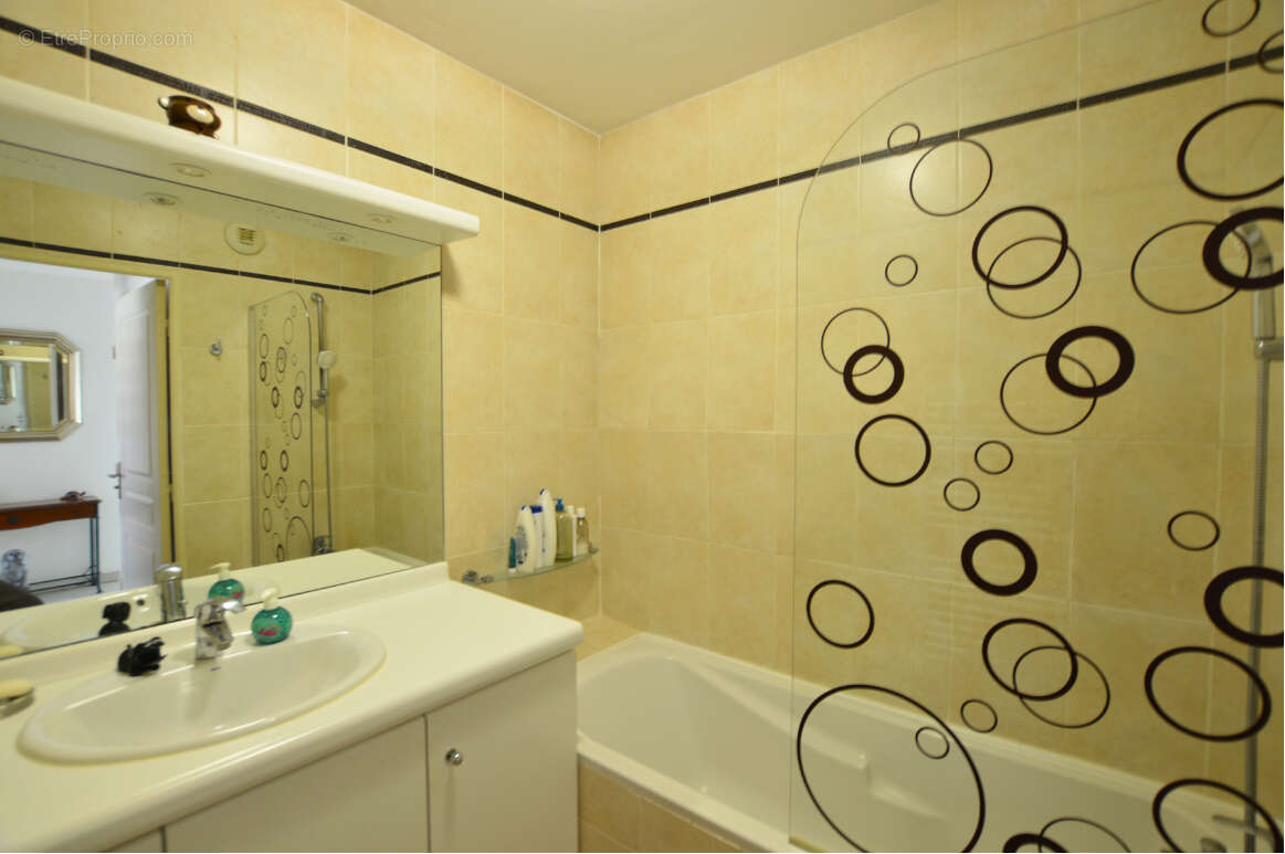 Appartement à MARSEILLE-12E