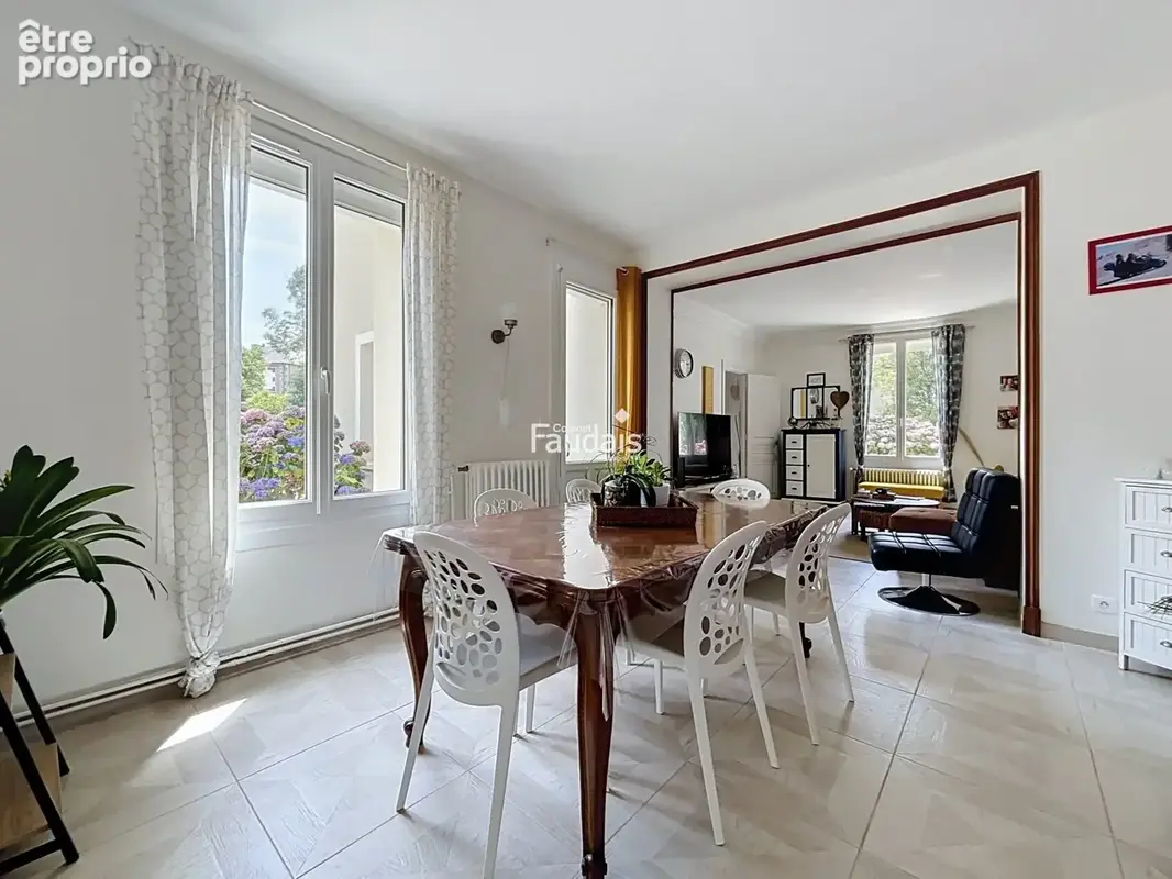 Maison 9 pièces 167 m² à vendre à Villers-Bocage (14310) - photo 4