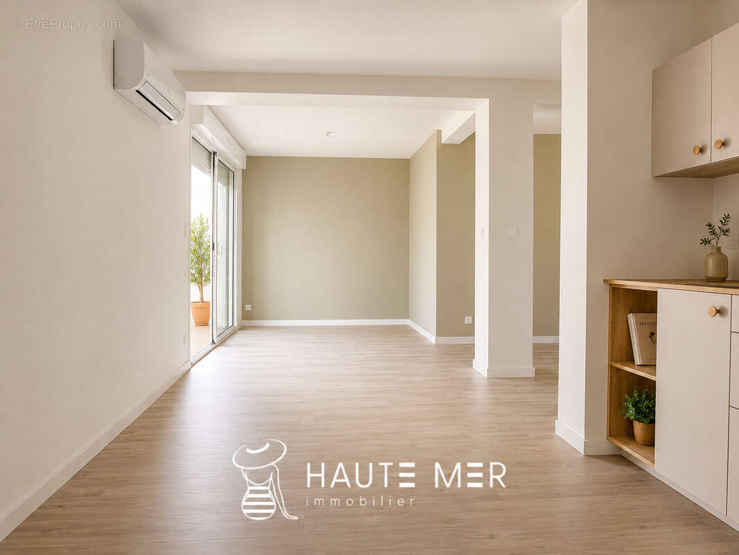 SAUMON - les Présidents - Appartement T4 avec grande cour et parking - photo 3