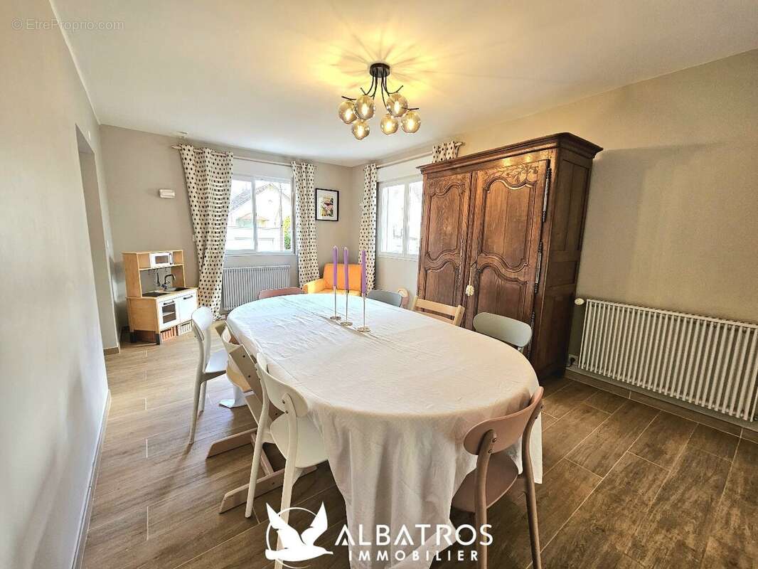 Maison à OUISTREHAM