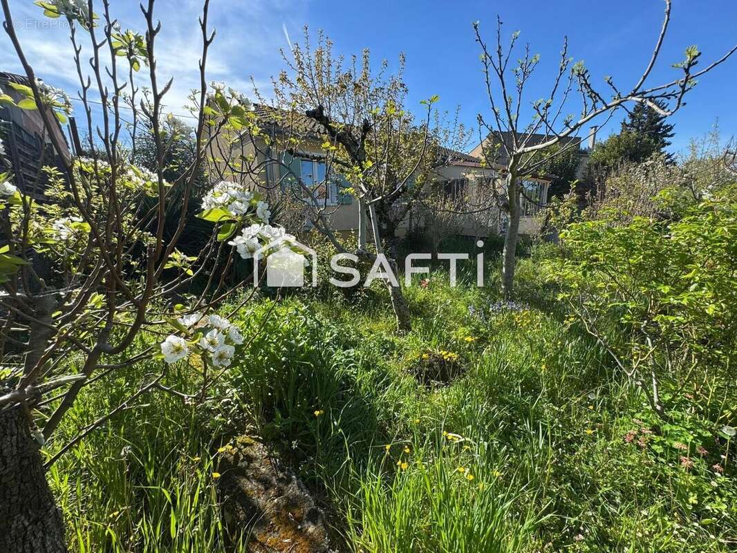 Photo 2 - Maison à BELVEZE-DU-RAZES