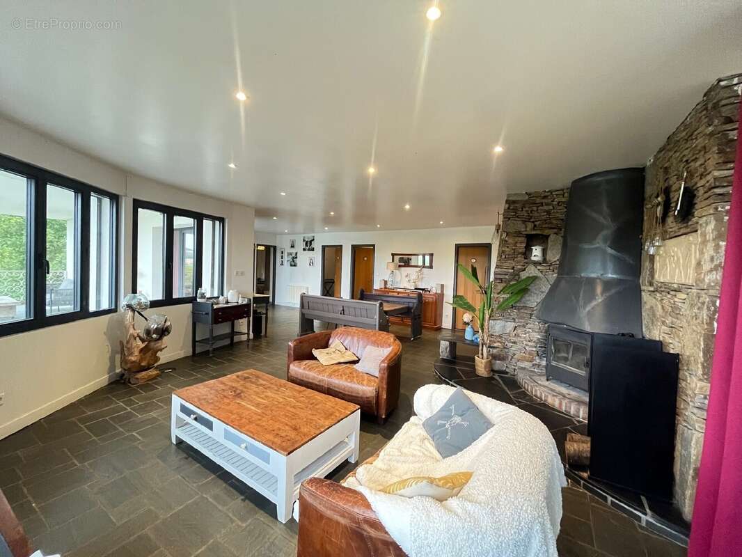 Maison à BONREPOS-SUR-AUSSONNELLE