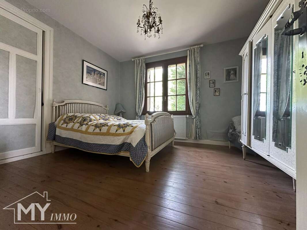 Maison à SAINT-PIERRE-D'EYRAUD