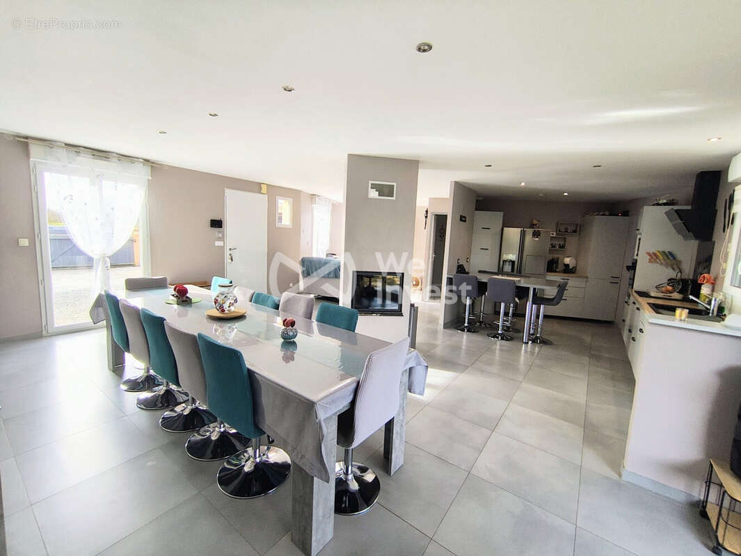 Maison à LA CHAPELLE-RAINSOUIN