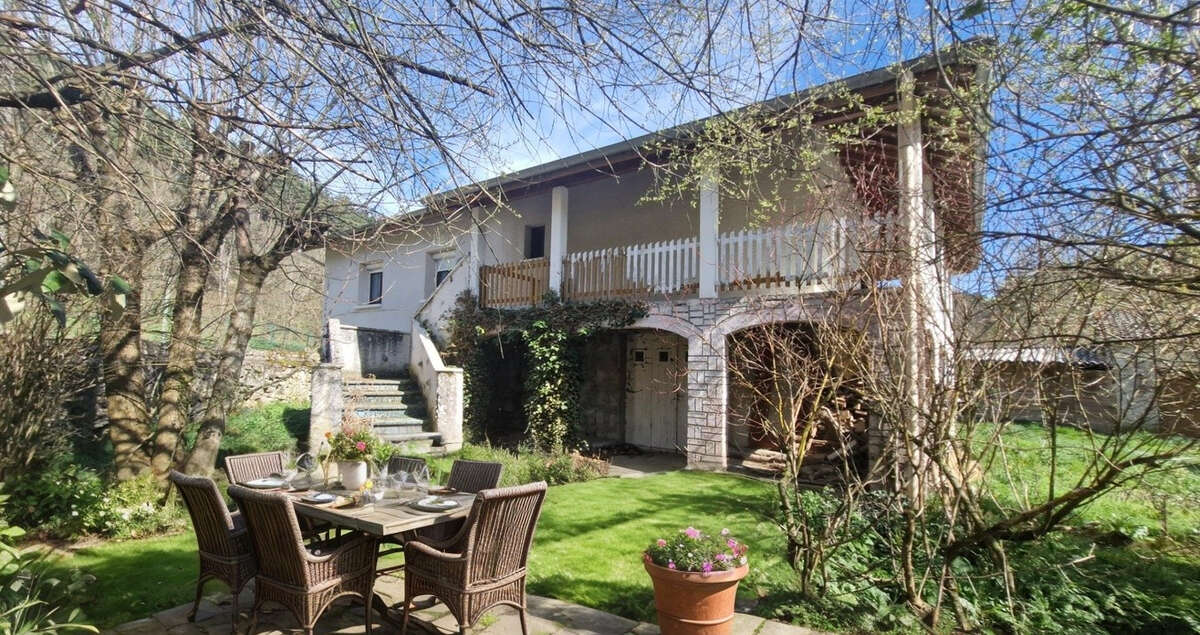 Maison Yssingeaux 4 pièces 115m² - photo 5
