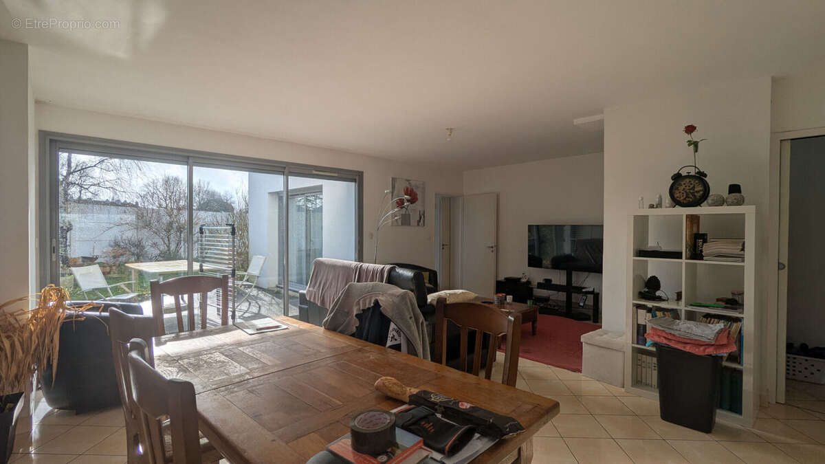 Maison à SAINT-SEBASTIEN-SUR-LOIRE