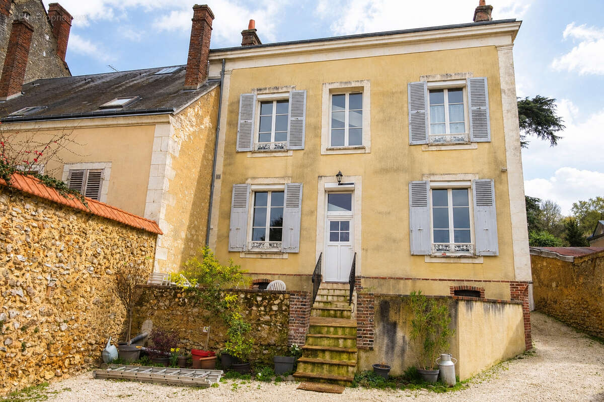 Maison à NOGENT-LE-ROTROU