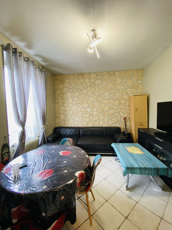 Maison à MONTEREAU-FAULT-YONNE