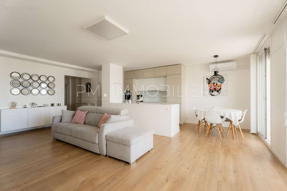 Appartement à MARSEILLE-9E