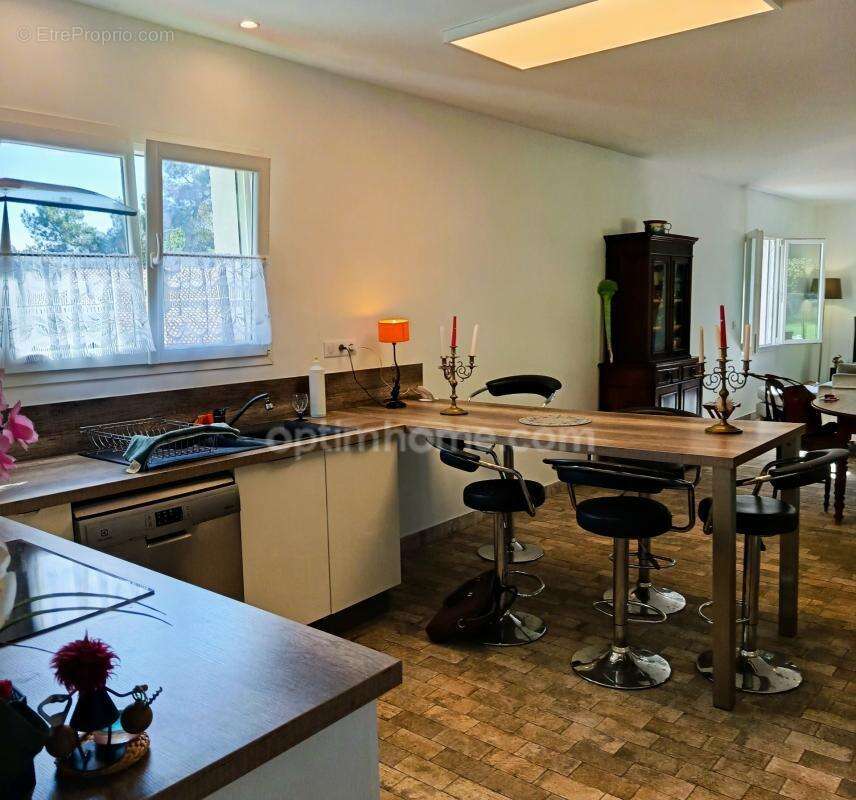 Havre de paix contemporain avec Spa et parc arboré à Perchède  - photo 8
