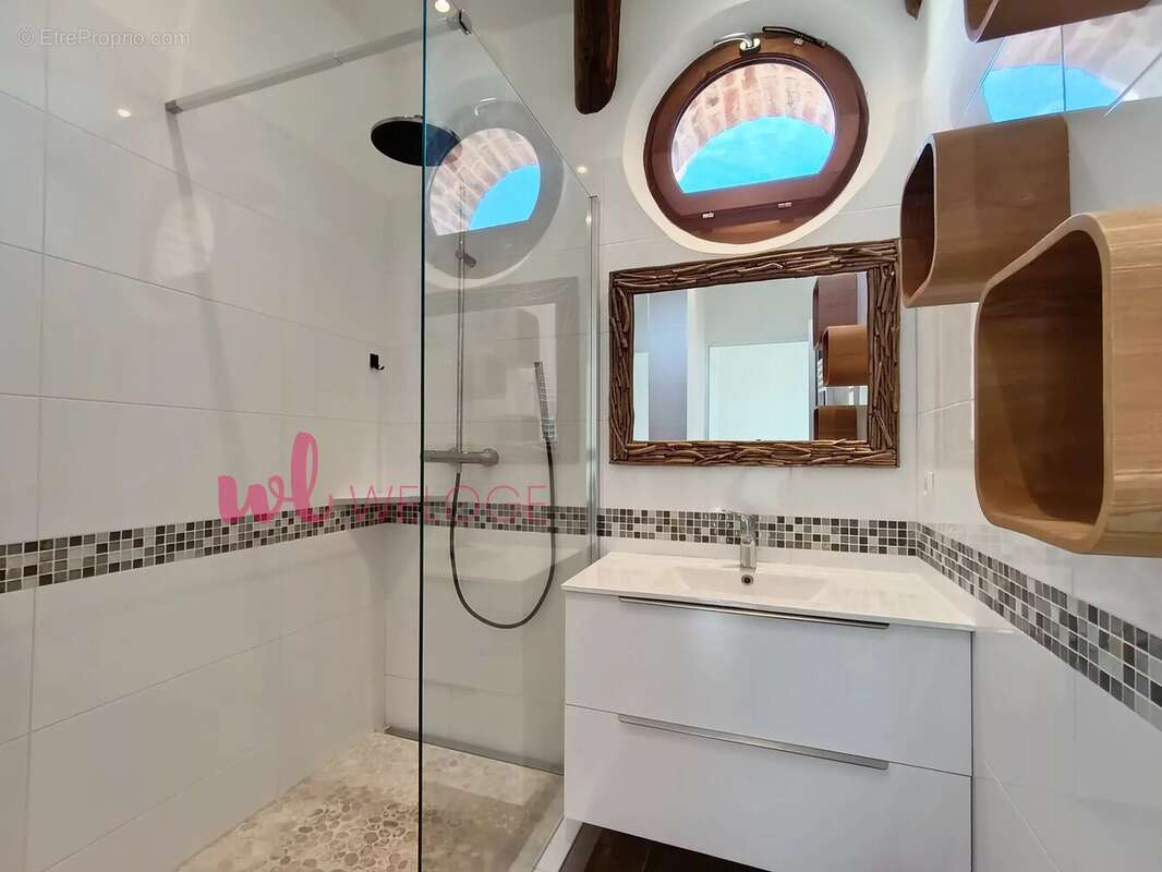 Appartement à FLEURIEUX-SUR-L'ARBRESLE