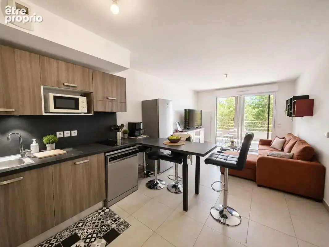  EXCLUSIVITÉ – Superbe 2 pièces de 41 m² avec grande terrasse et parking en sous-sol à Castelnau-le-Lez - photo 3