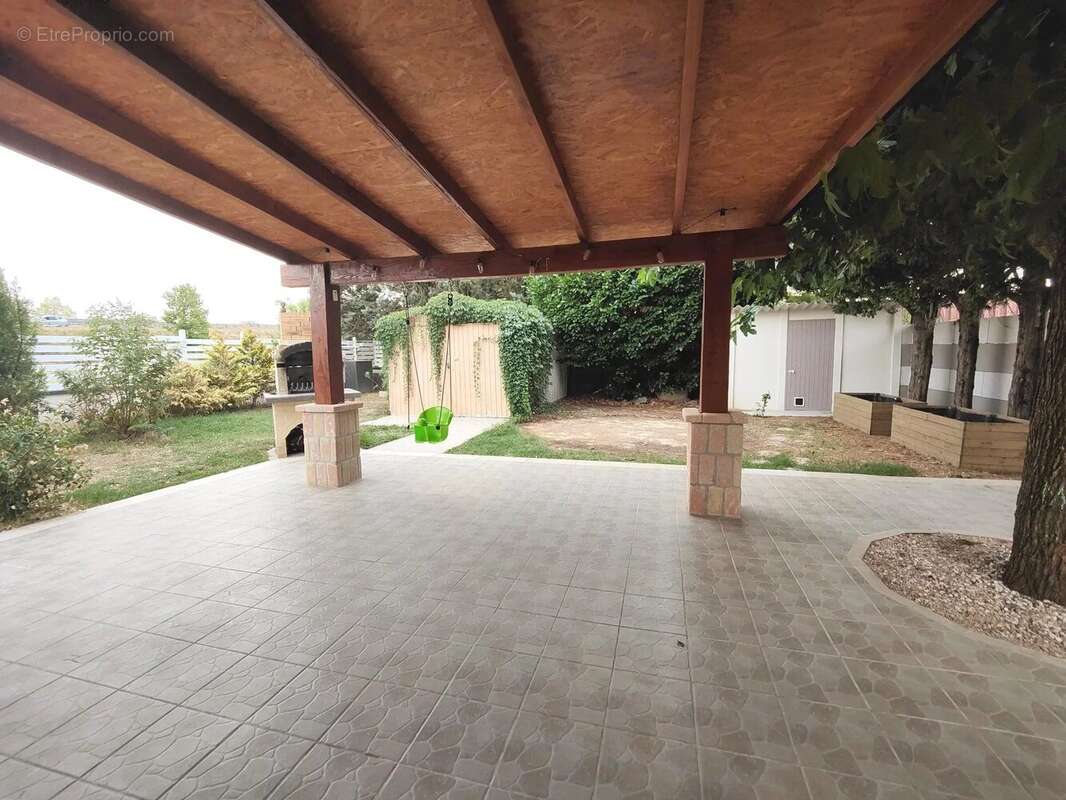 Maison à Clonas-sur-Varèze - photo 10