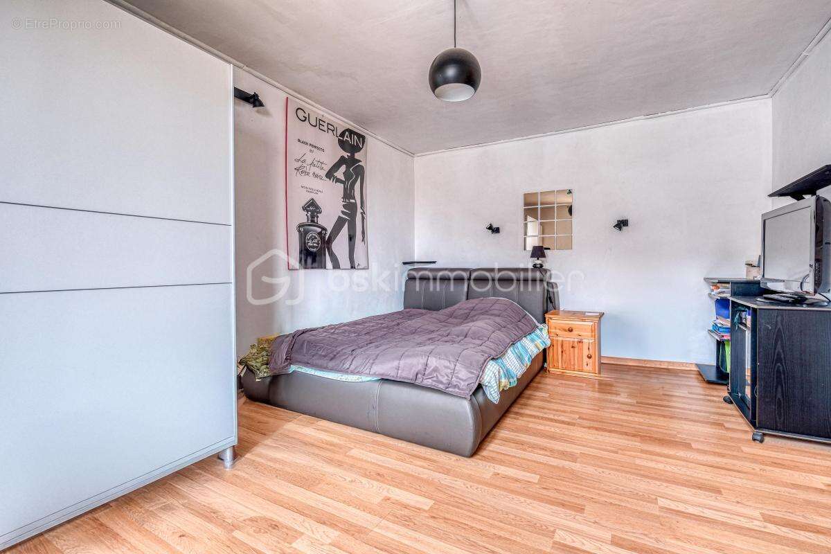 Maison à LAGNY-SUR-MARNE