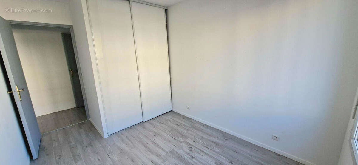 Appartement à CORBEIL-ESSONNES