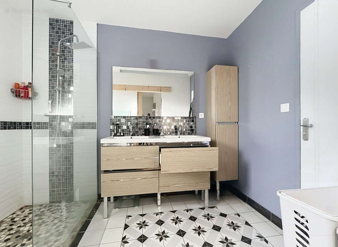 Maison à GOUVILLE-SUR-MER