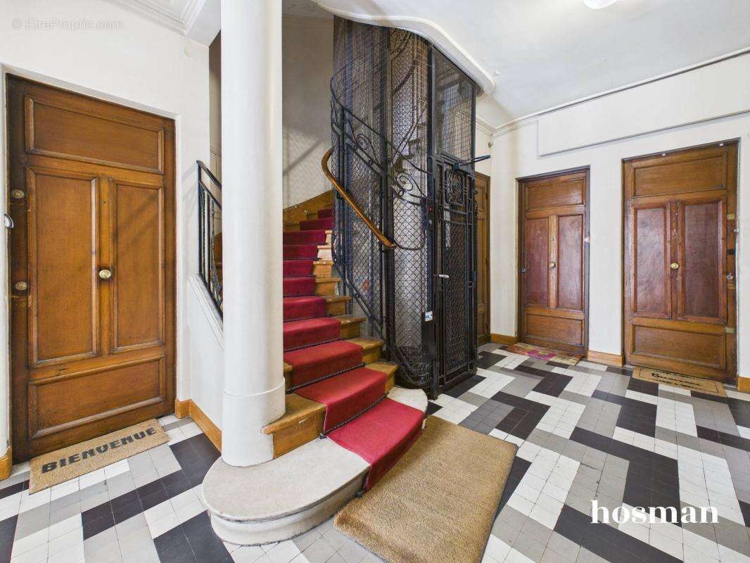Appartement à PARIS-14E