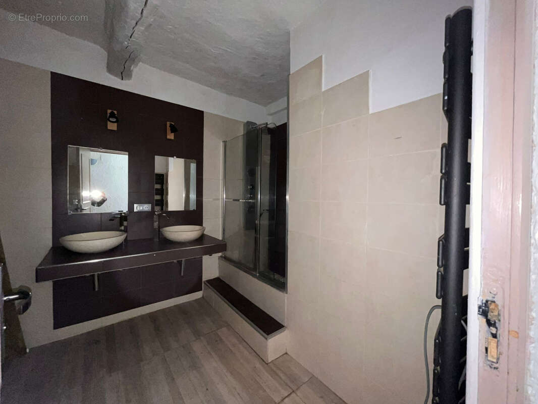 Appartement à TOUET-DE-L'ESCARENE