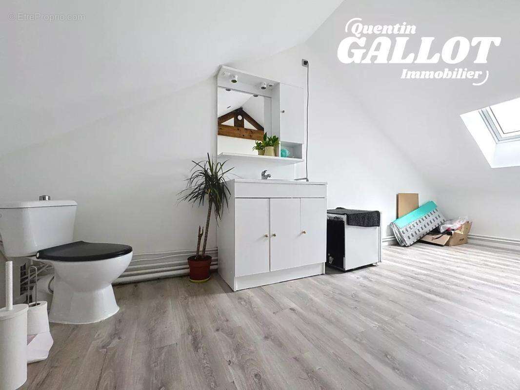 Maison à SAINT-PIERRE-BROUCK