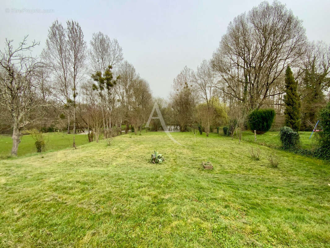 Appartement à JONZAC