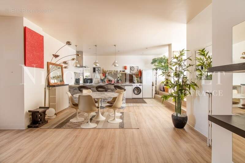 Loft spacieux, proche du centre-ville - photo 10