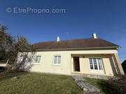 Maison à NEUVY-DEUX-CLOCHERS