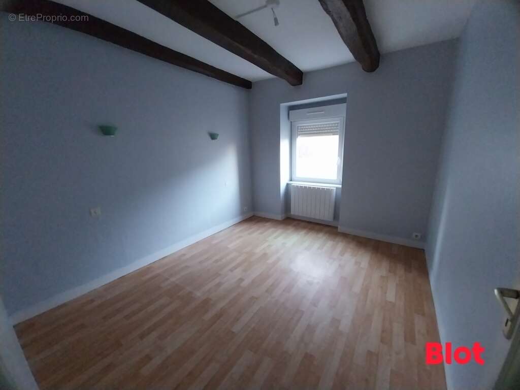 Maison à PLOUER-SUR-RANCE