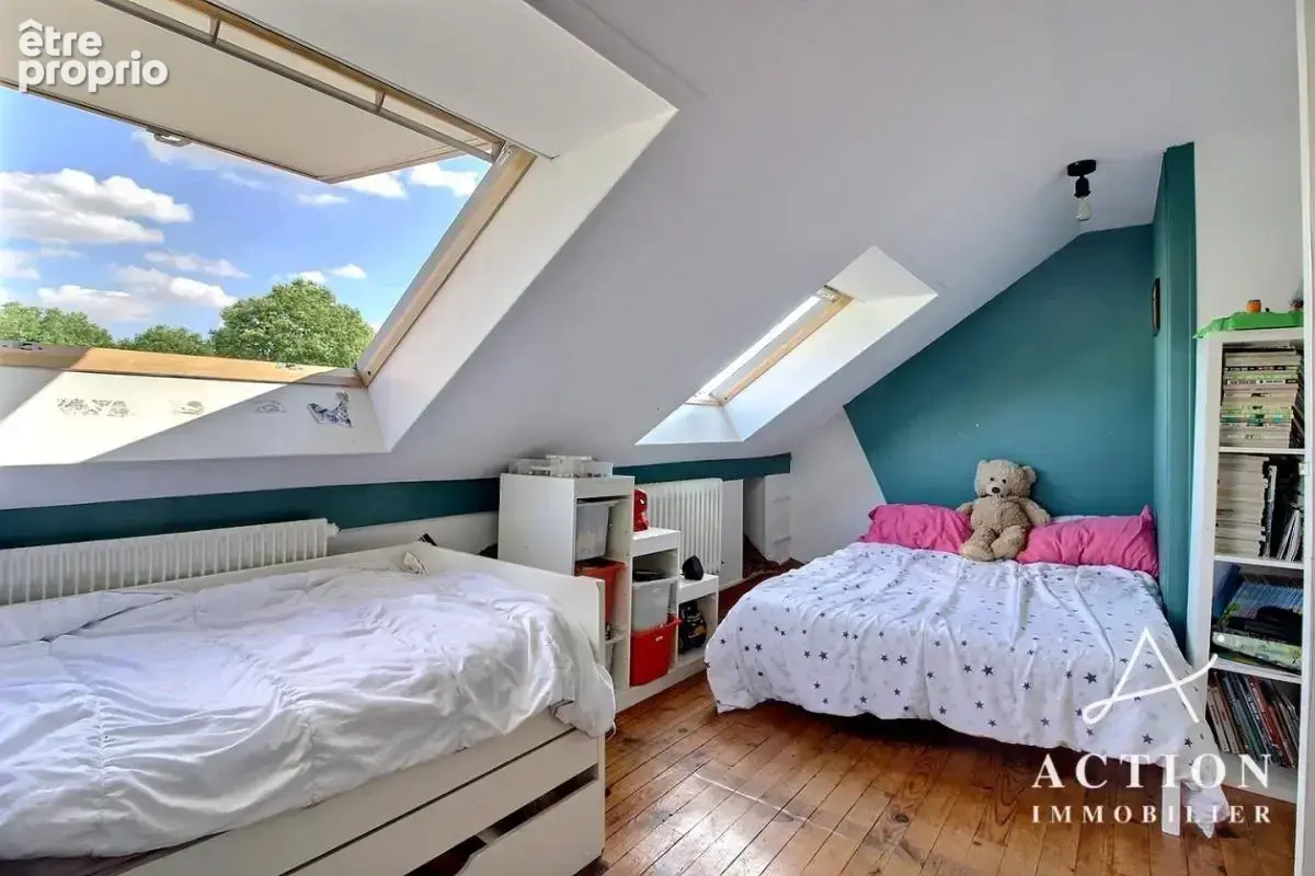 Ronchin maison 130 m² utiles 3/4 chambres, jardin et garage - photo 6