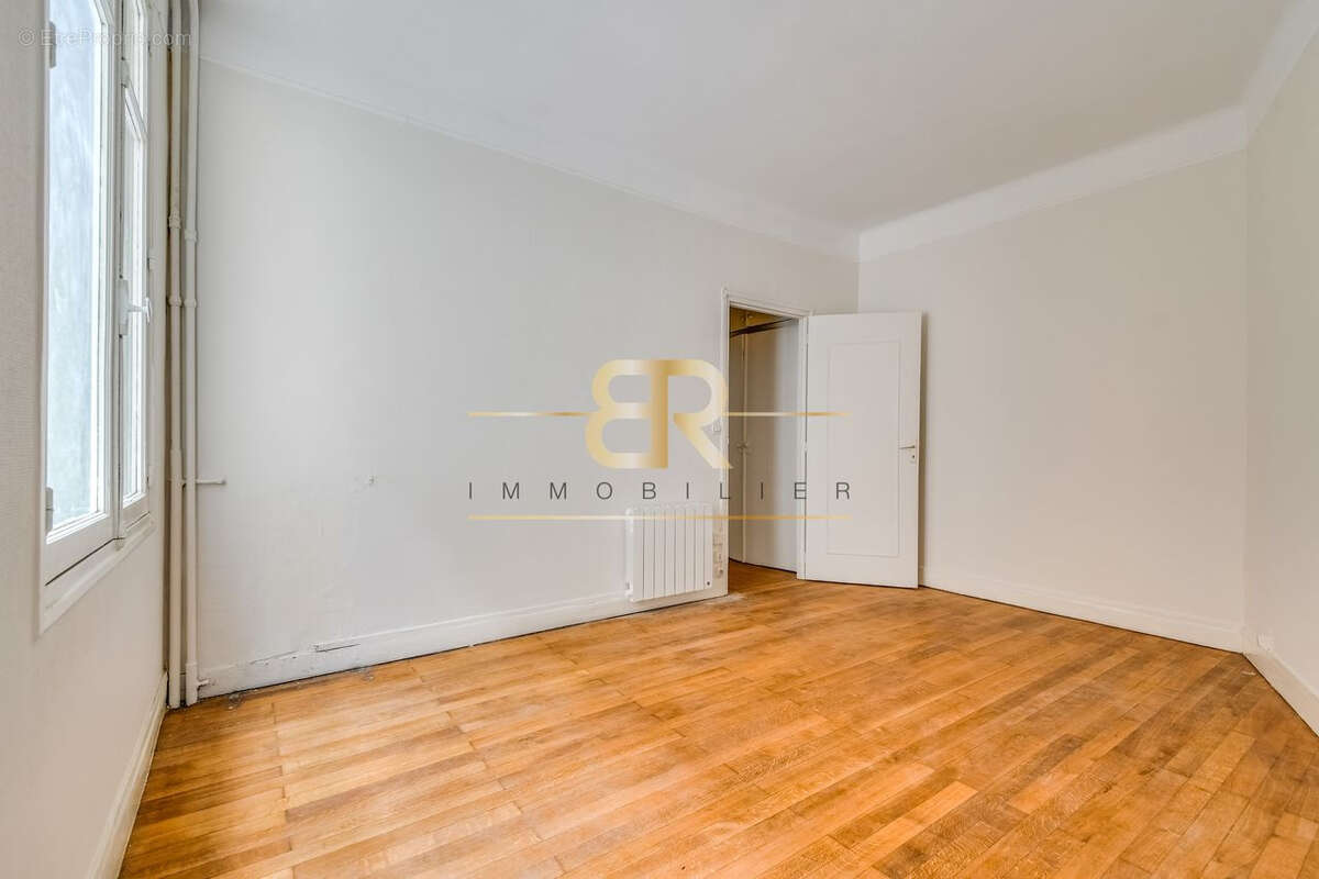 Ancienne loge de gardien - photo 6