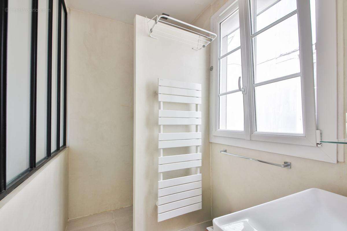 Appartement à PARIS-9E