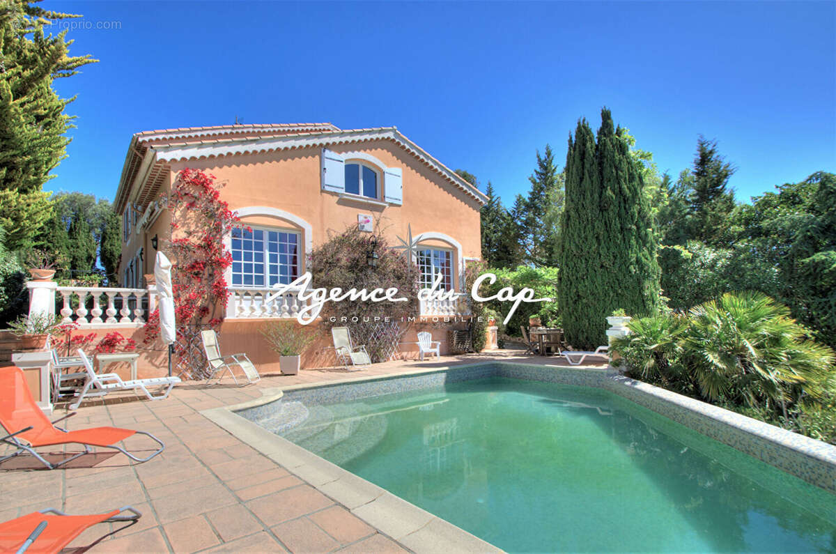 Maison à SAINT-RAPHAEL