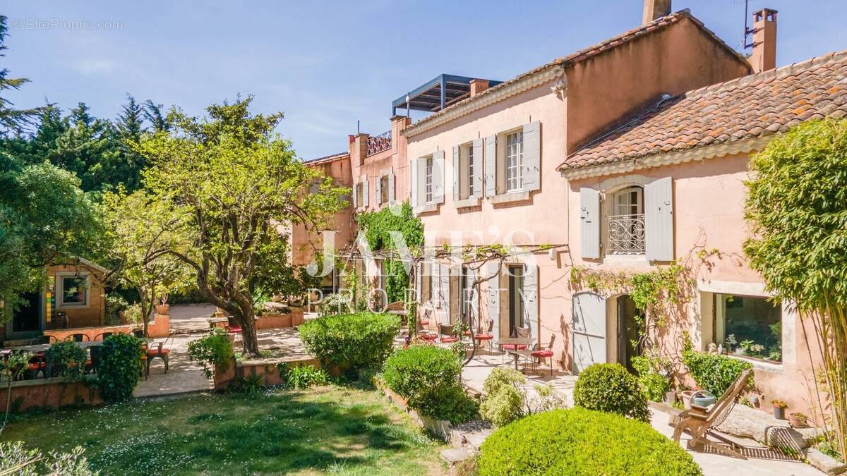 Maison à PARADOU