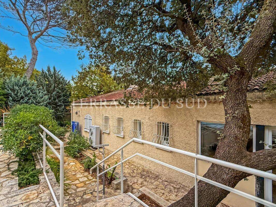 Maison à BOUC-BEL-AIR
